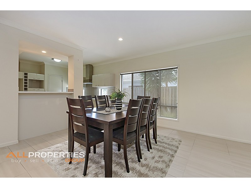 6 Cypress Street, Heathwood QLD 4110