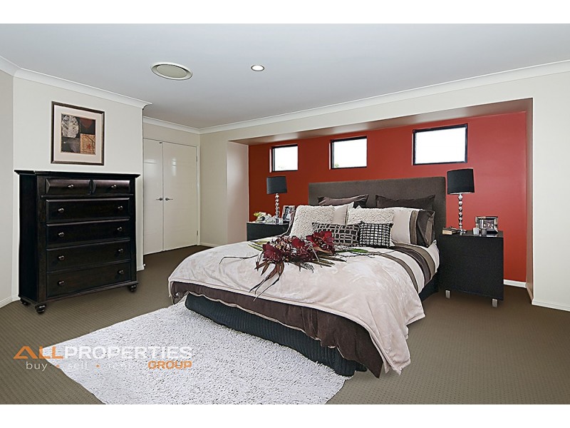 6 Cypress Street, Heathwood QLD 4110