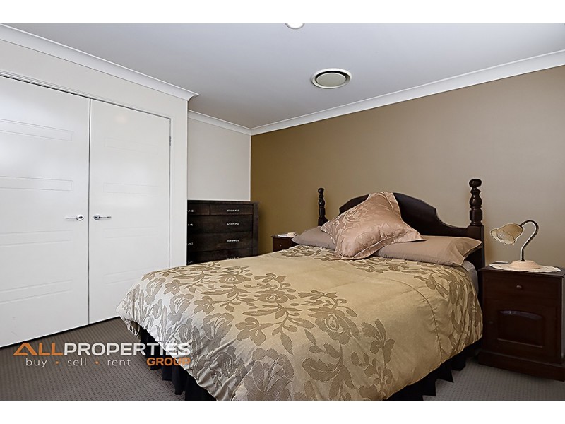 6 Cypress Street, Heathwood QLD 4110