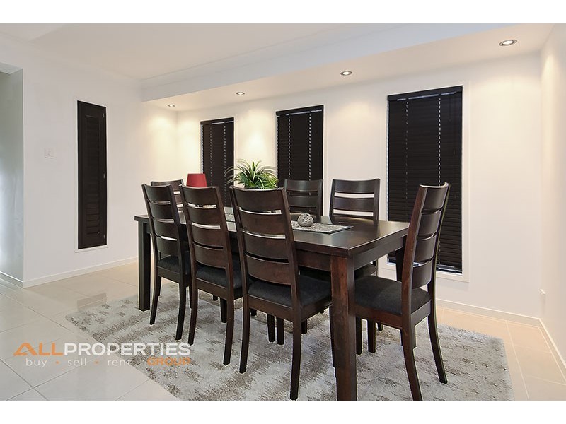 31 Casuarina Circuit, Heathwood QLD 4110