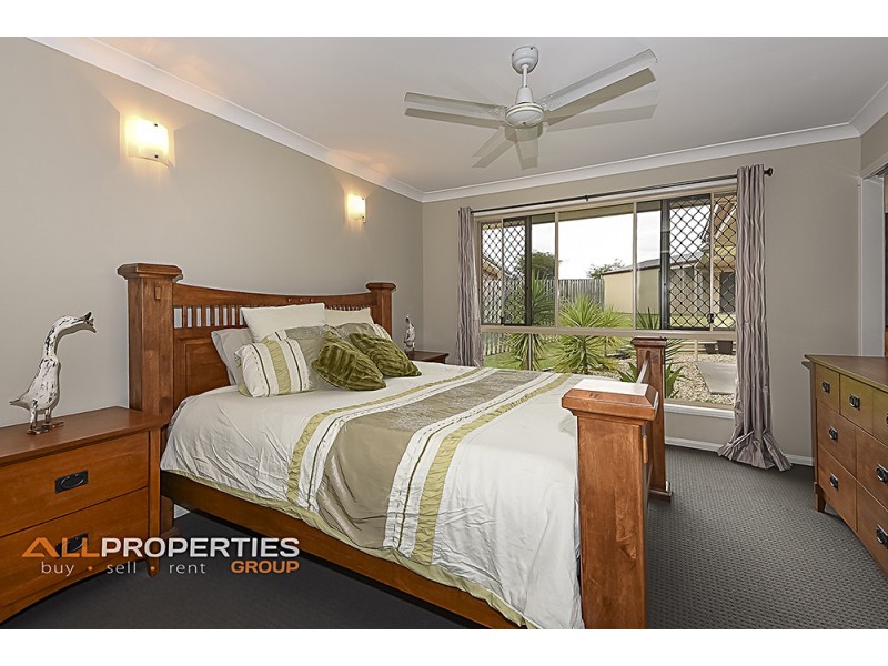 8 Moonlight Place, Jimboomba QLD 4280