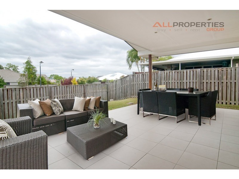 12 Bottlebrush Street, Heathwood QLD 4110