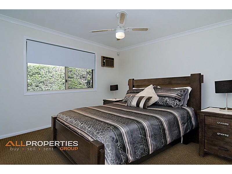 27 Murrumbidgee Street, Hillcrest QLD 4118