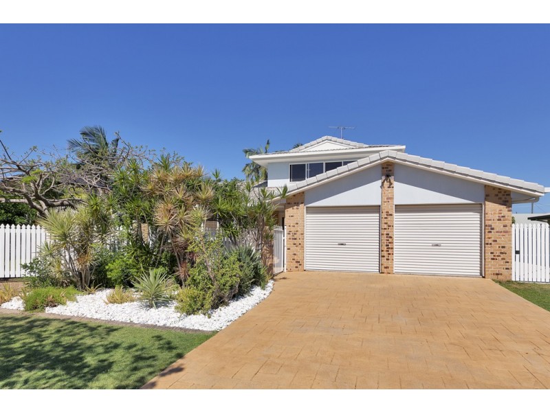 17 Point Cartwright Drive, Buddina QLD 4575