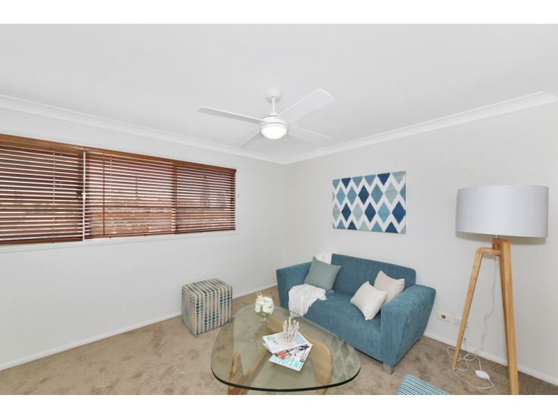 17 Point Cartwright Drive, Buddina QLD 4575