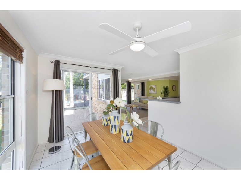 17 Point Cartwright Drive, Buddina QLD 4575