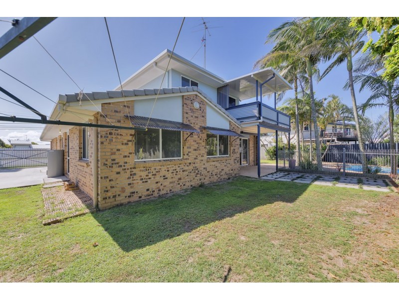 17 Point Cartwright Drive, Buddina QLD 4575