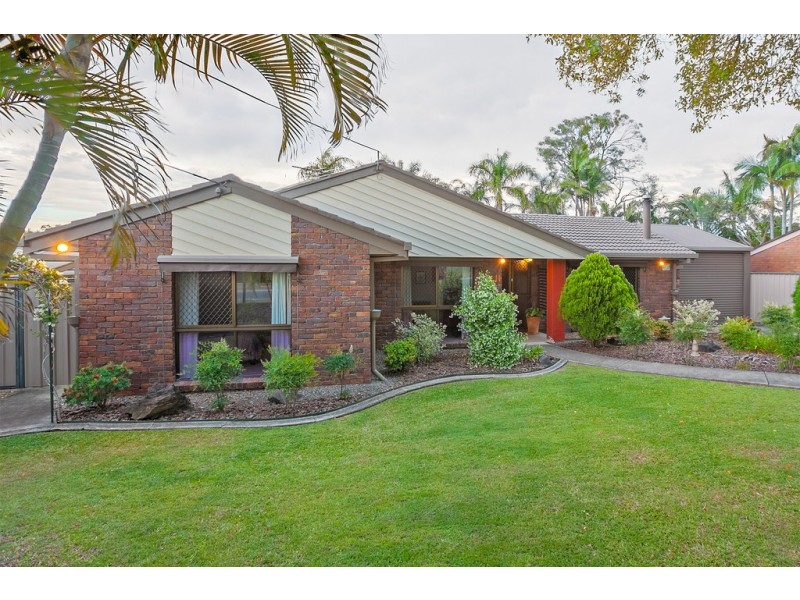 11 Pavon Street, Regents Park QLD 4118