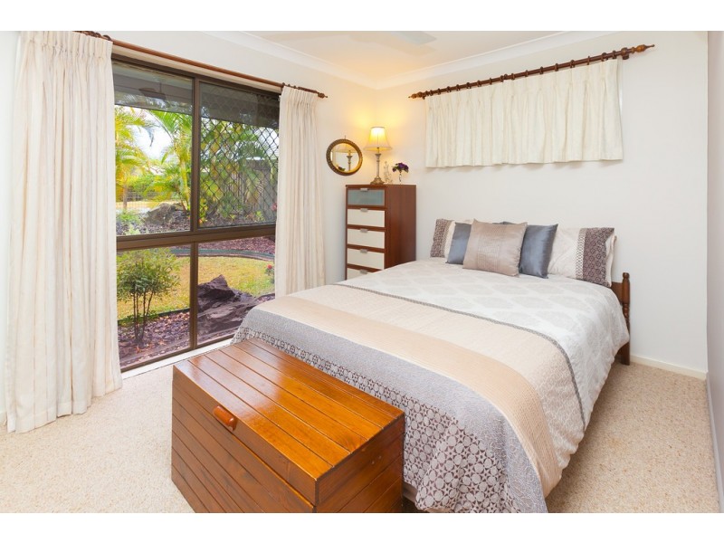 11 Pavon Street, Regents Park QLD 4118