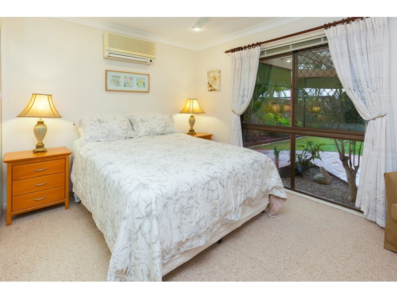 11 Pavon Street, Regents Park QLD 4118