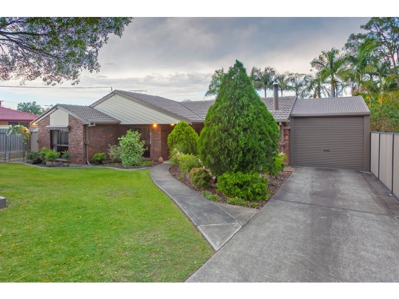11 Pavon Street, Regents Park QLD 4118