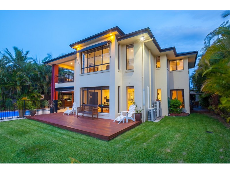 31 The Avenue, Windaroo QLD 4207