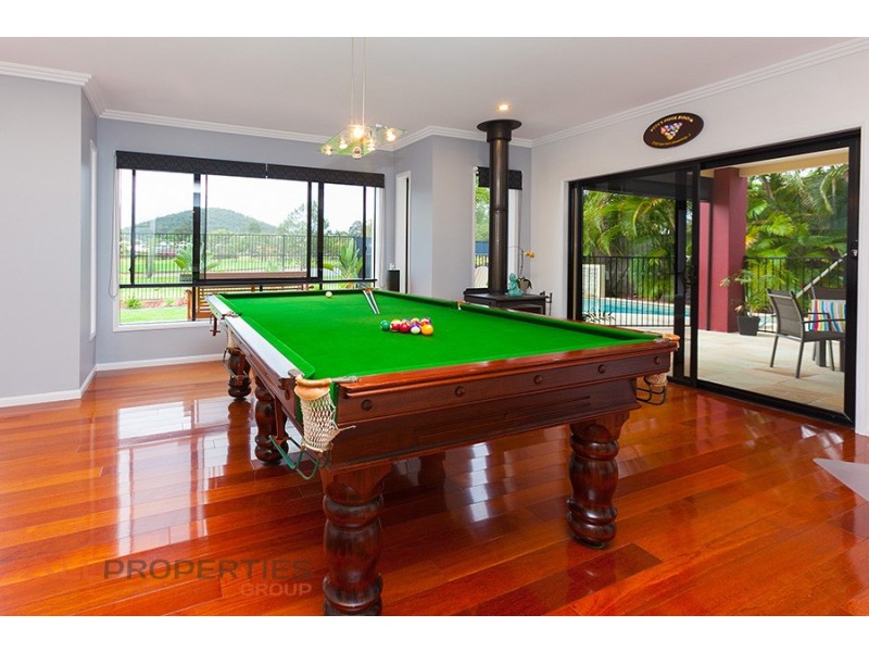 31 The Avenue, Windaroo QLD 4207