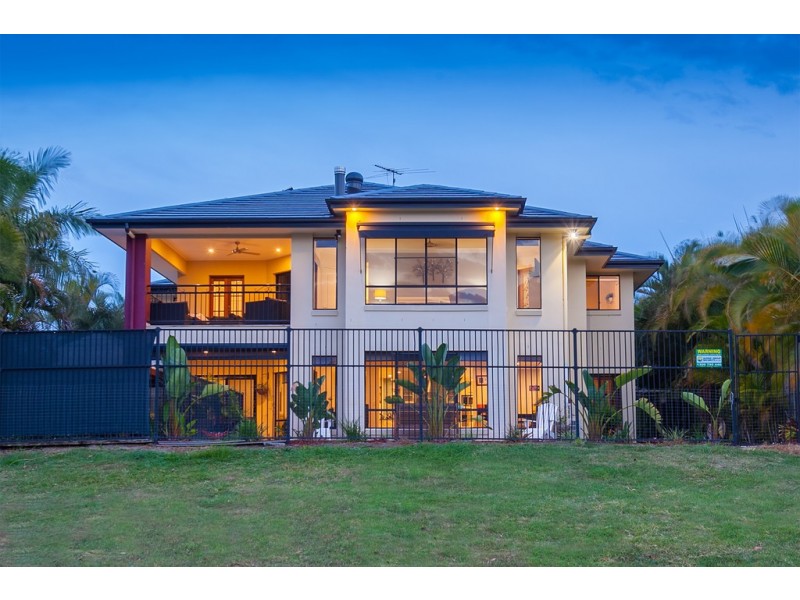 31 The Avenue, Windaroo QLD 4207