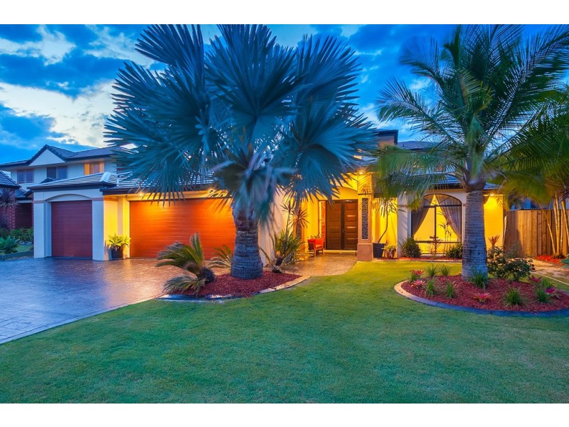 31 The Avenue, Windaroo QLD 4207