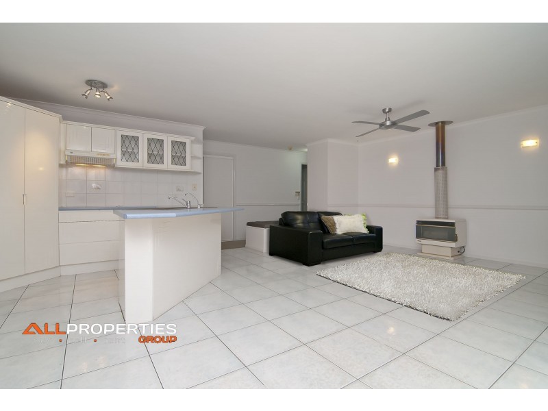 57 Palmerston Court, Munruben QLD 4125