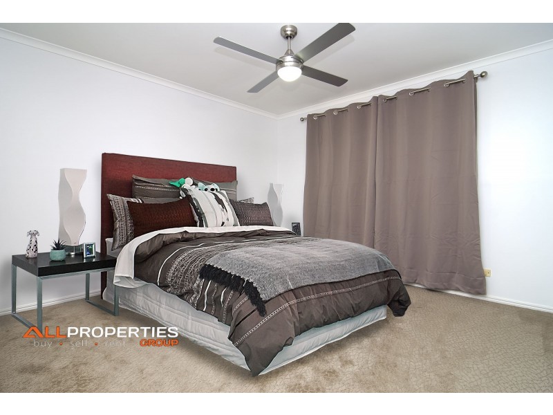 57 Palmerston Court, Munruben QLD 4125