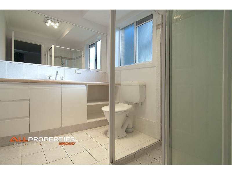 57 Palmerston Court, Munruben QLD 4125