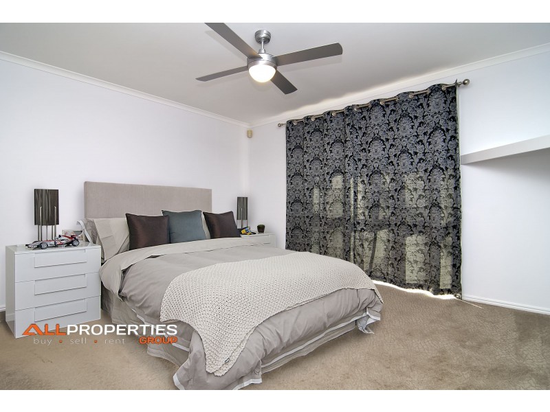 57 Palmerston Court, Munruben QLD 4125