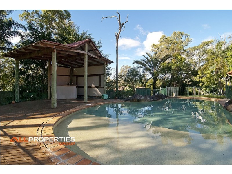 57 Palmerston Court, Munruben QLD 4125