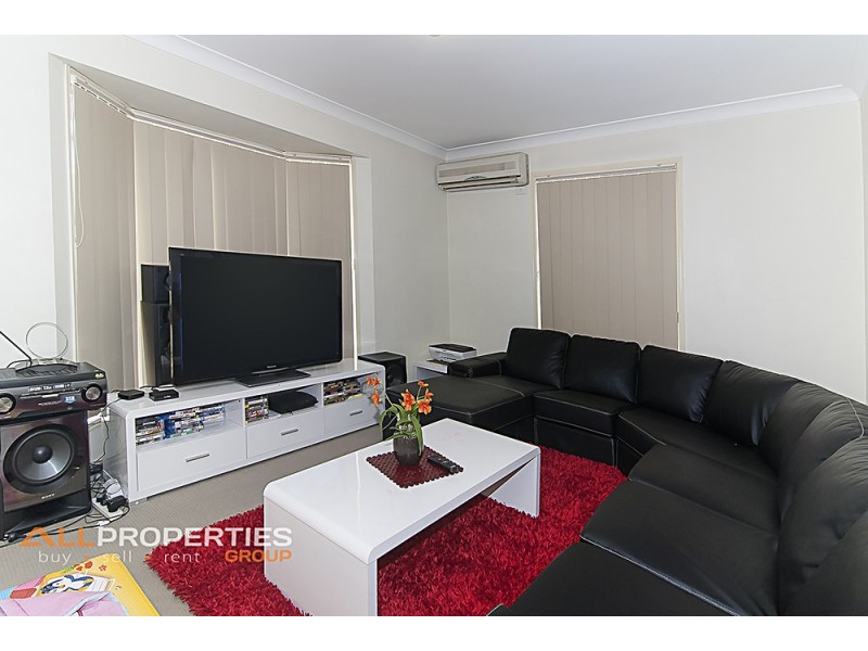7 Whipbird Place, Doolandella QLD 4077