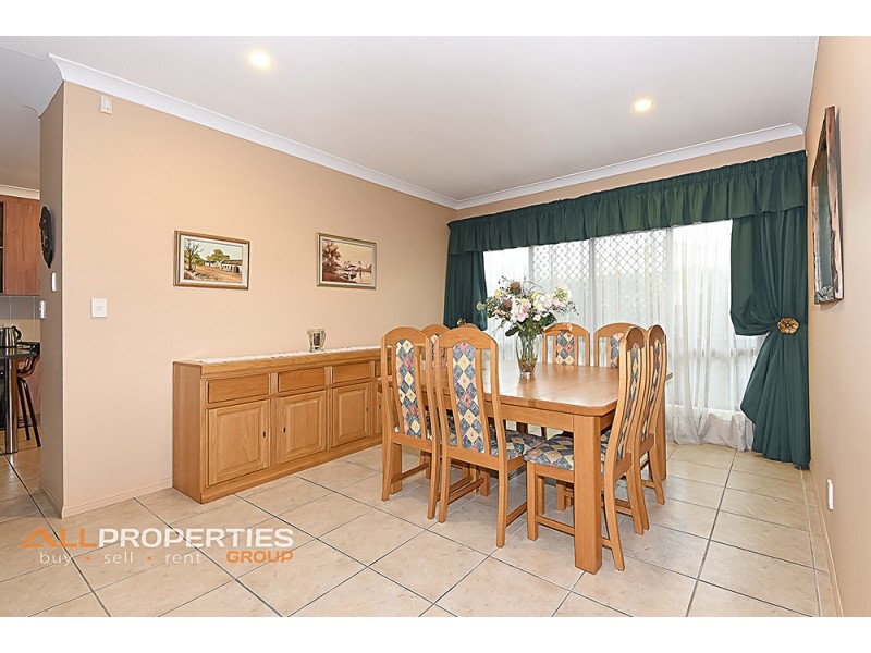 19 Lomond Place, Parkinson QLD 4115