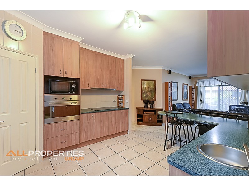 19 Lomond Place, Parkinson QLD 4115