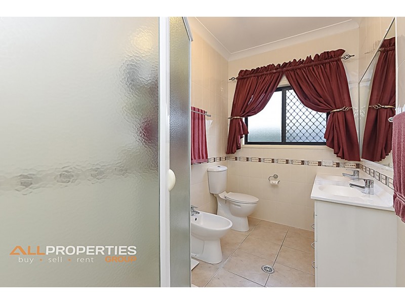 19 Lomond Place, Parkinson QLD 4115