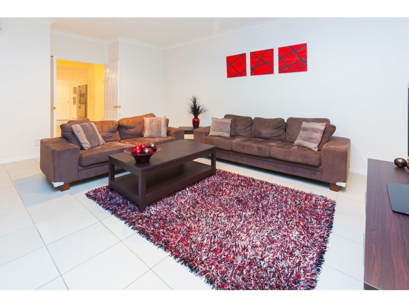 15 Raincliffe Place, Calamvale QLD 4116