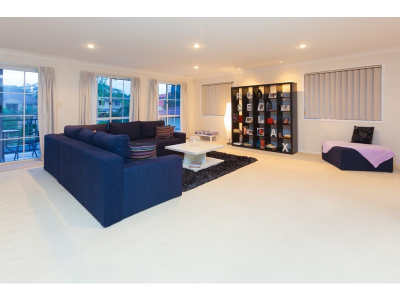 15 Raincliffe Place, Calamvale QLD 4116