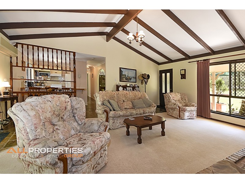 24-40 Daniel Court, Greenbank QLD 4124