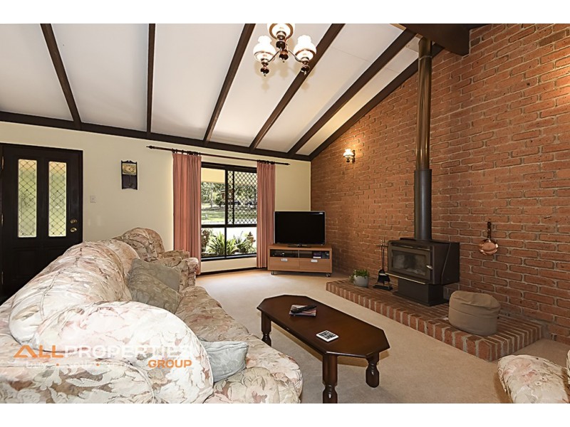 24-40 Daniel Court, Greenbank QLD 4124