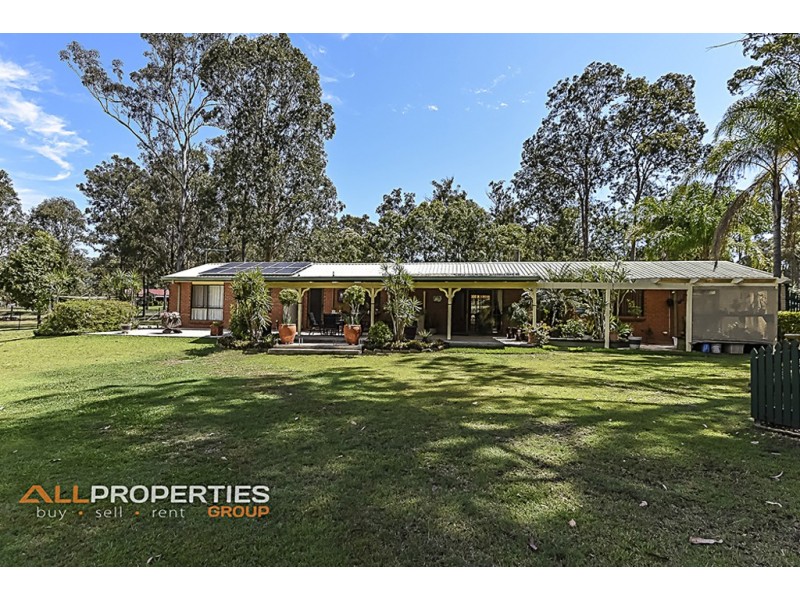 24-40 Daniel Court, Greenbank QLD 4124