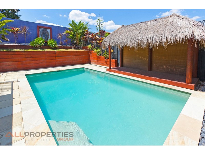 4 Maryland Place, Parkinson QLD 4115