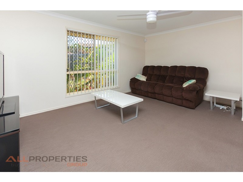 4 Maryland Place, Parkinson QLD 4115