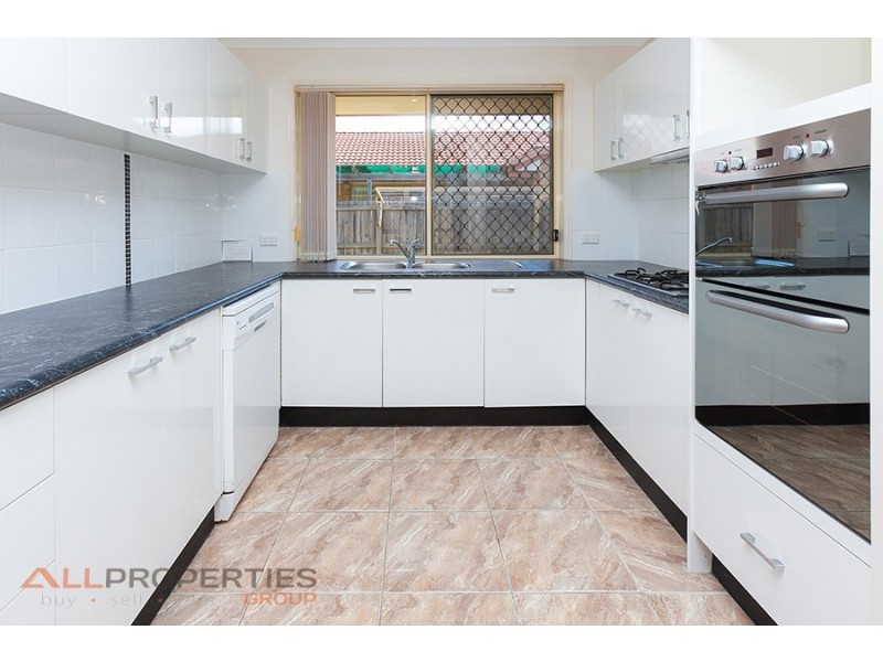 60 Rubicon Crescent, Kuraby QLD 4112