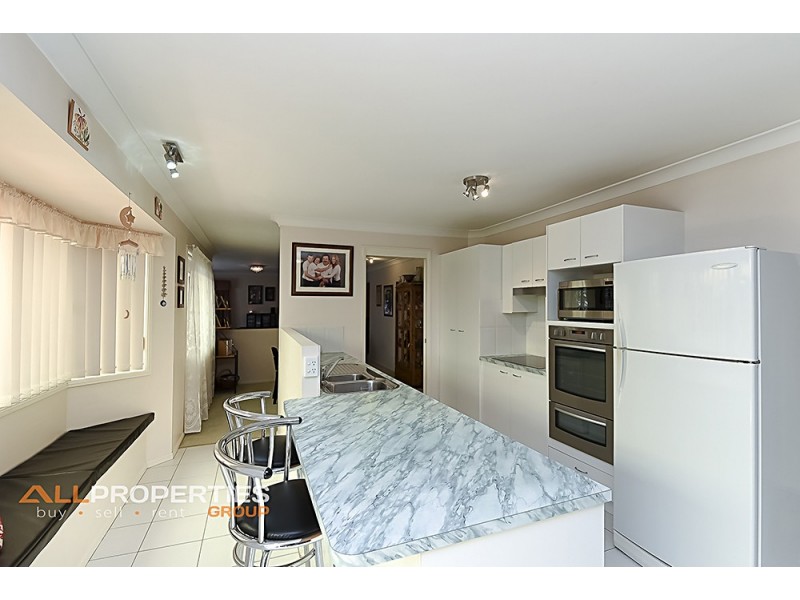 10 Bethany Place, Parkinson QLD 4115