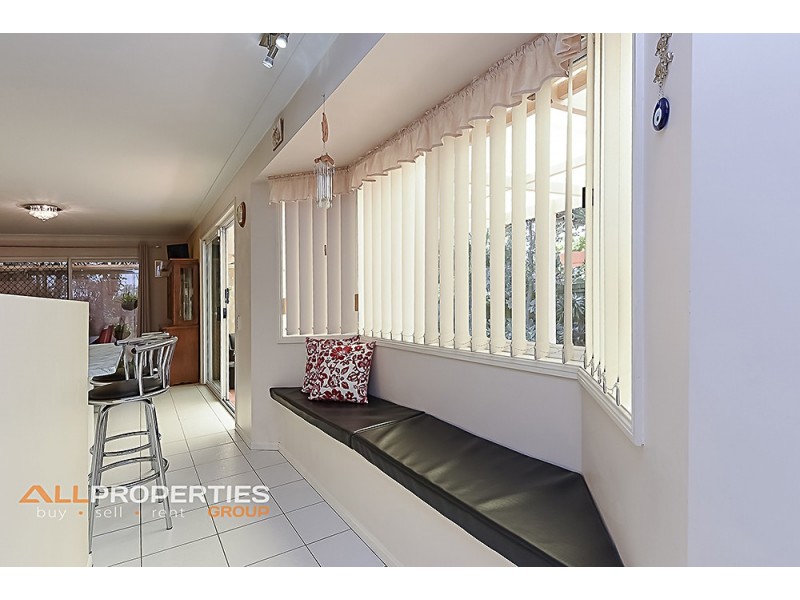 10 Bethany Place, Parkinson QLD 4115