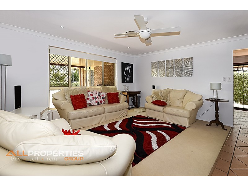 20 St James Street, Forest Lake QLD 4078