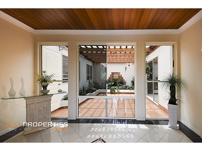 42 Blueberry Ash Court, Jimboomba QLD 4280