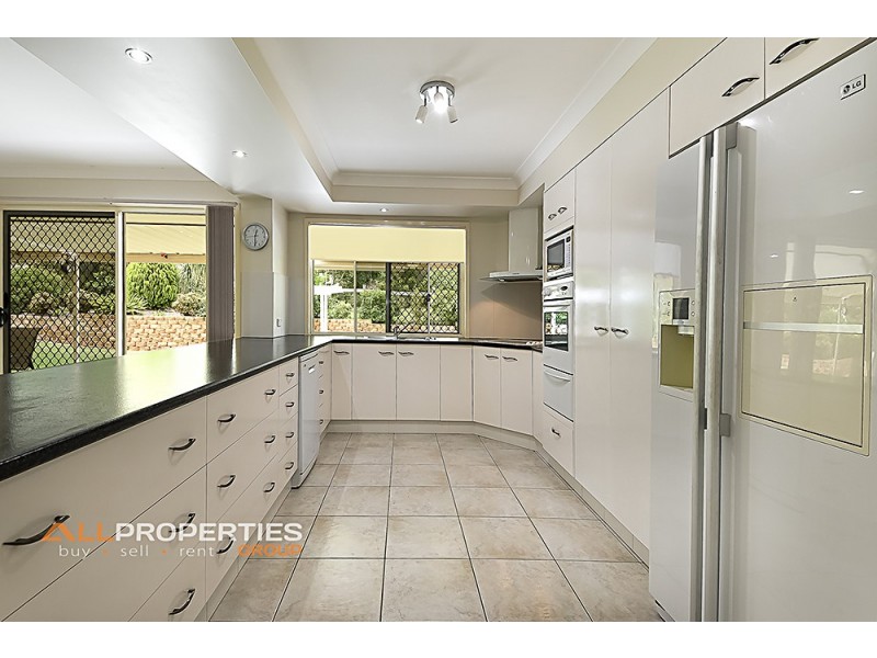 42 Blueberry Ash Court, Jimboomba QLD 4280