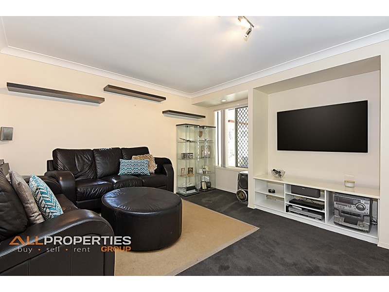 42 Blueberry Ash Court, Jimboomba QLD 4280