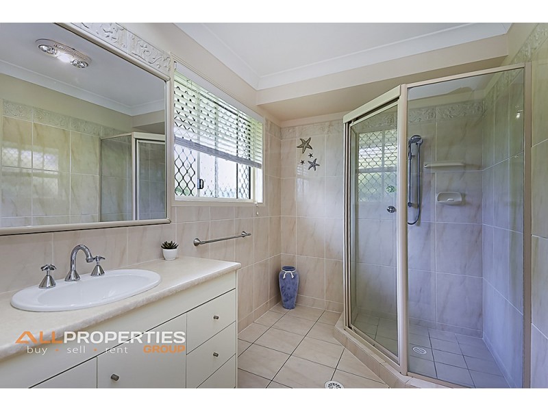 42 Blueberry Ash Court, Jimboomba QLD 4280