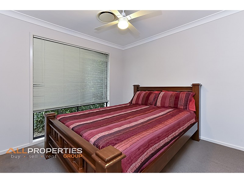 18 Oak Street, Heathwood QLD 4110