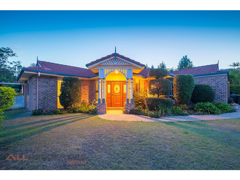 4 Sandlewood Close, Moggill QLD 4070