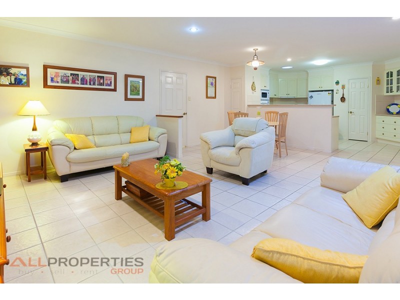 4 Sandlewood Close, Moggill QLD 4070