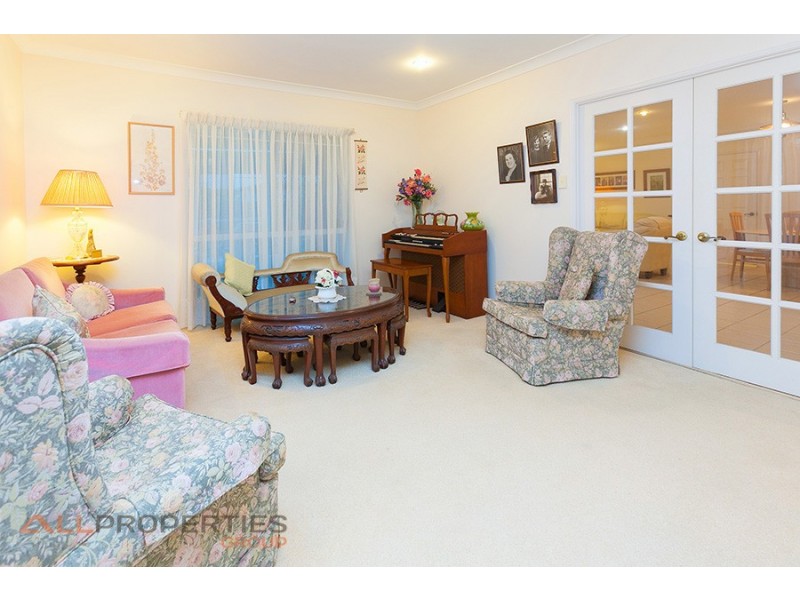 4 Sandlewood Close, Moggill QLD 4070