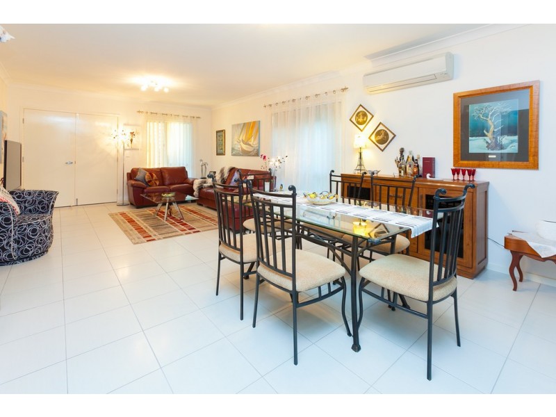 2/422 Benhiam Street, Calamvale QLD 4116