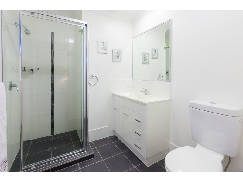 2/422 Benhiam Street, Calamvale QLD 4116