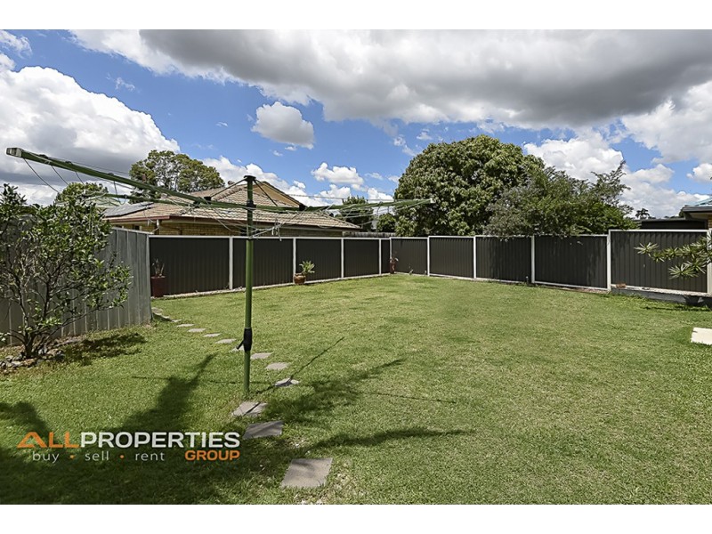 10 Burdekin Court, Hillcrest QLD 4118
